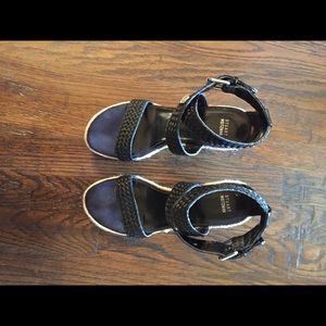 Stuart Weitzman Kids Shoes - Size 5 - Fit more like a women’s 7-7.5